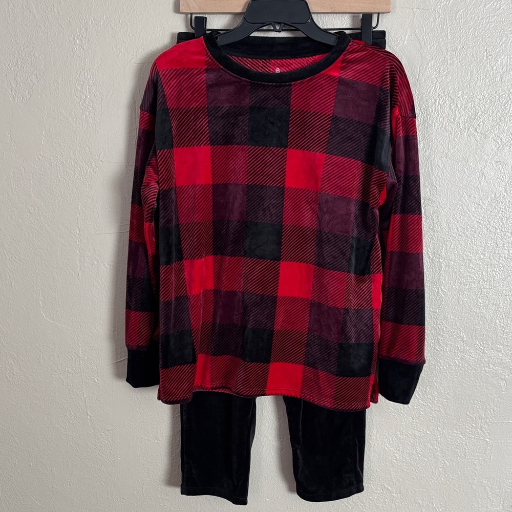 Cuddl Duds Women’s Super Soft Buffalo Plaid Red/Black Pajama Set Petite Medium